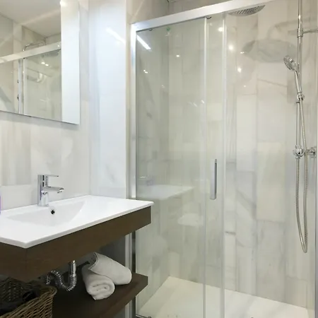아파트호텔 Bibo Gran Via 4*